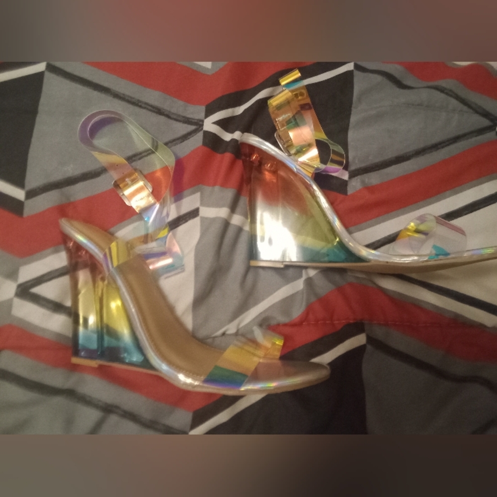 Multi colored shoedazzle heels